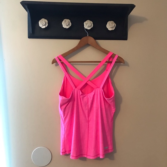 Workout Tank - Picture 2 of 4